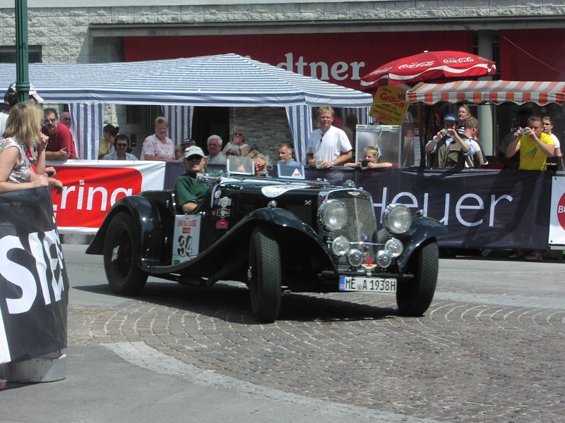 Zur ck zur FotoGalerie PKW Oldtimer Aston Martin 15 98 2 Litre