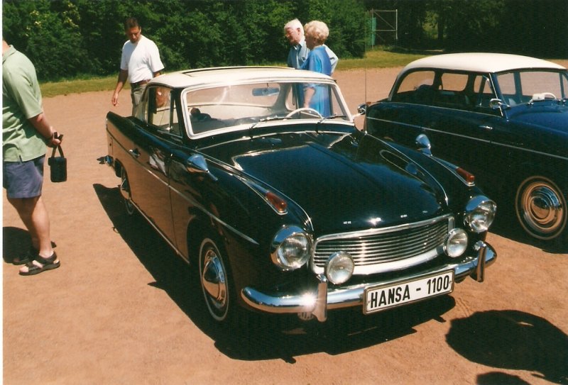 Auch dieser Hansa 1100 wurde auf der Oldtimer und Taktorenschau im Sommer