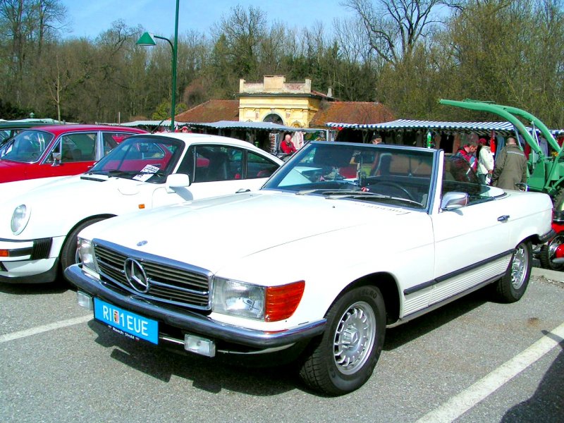 MercedesCabrio bei der Oldtimerausstellung in StMartin Innkr 080330