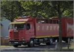 Scania 143 M mit Zirkustieren beladen unterwegs zum nchsten Auftittsort.  05.09.2013
