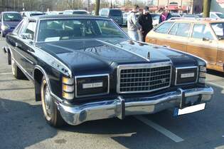 Ford LTD Landau Hardtop Coupe aus dem Jahr 1975.