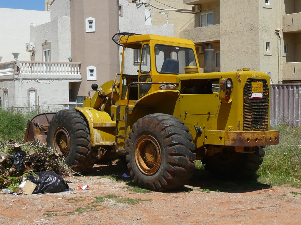 08.05.11,CAT-Radlader auf Kreta.