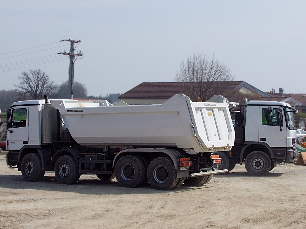 ACTROS4141 mit MEILLER-Kipper im Doppelpack;100709