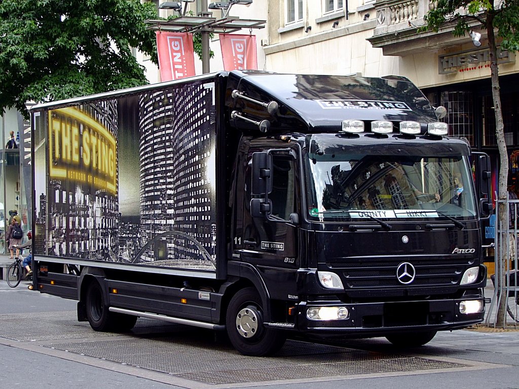 ATEGO 818 in der Innenstadt von Antwerpen;110831