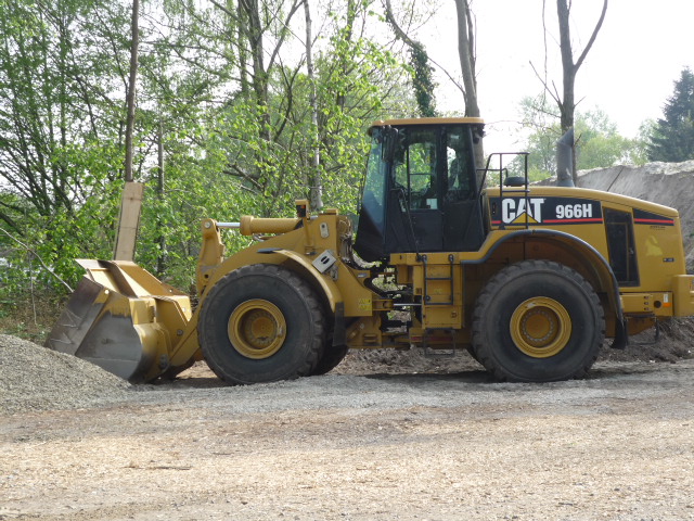 CATERPILLAR 966H Radlader