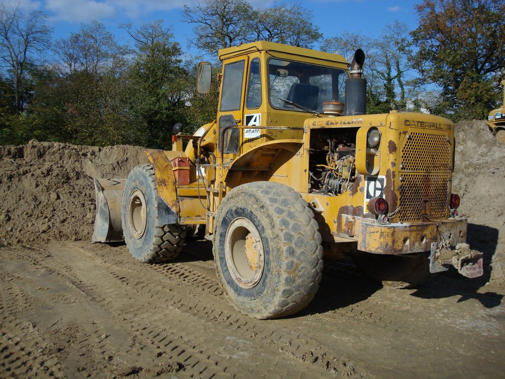 Caterpillar Radlader bei der Arbeit,
Okt.2008