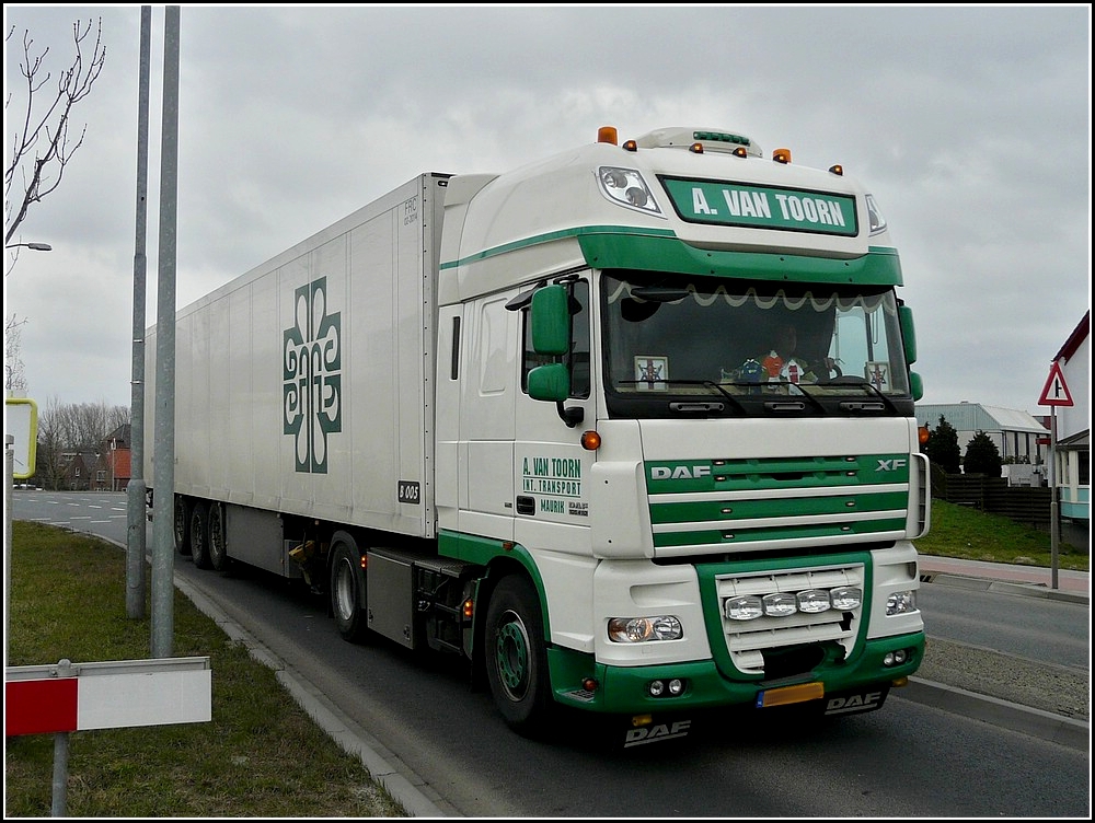 Daf XF Sattelzug fotografiert am 10.03.2011.