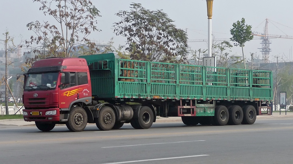 FAW LKW in Shouguang, 30.10.11