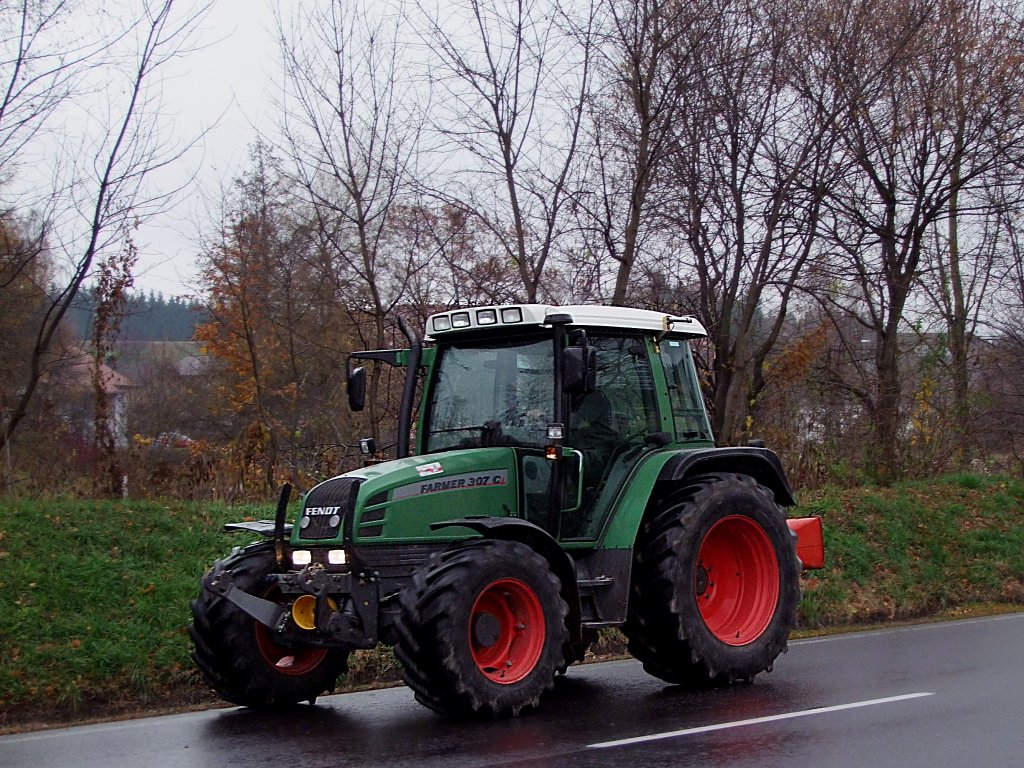 FENDT-Farmer307C ;101108