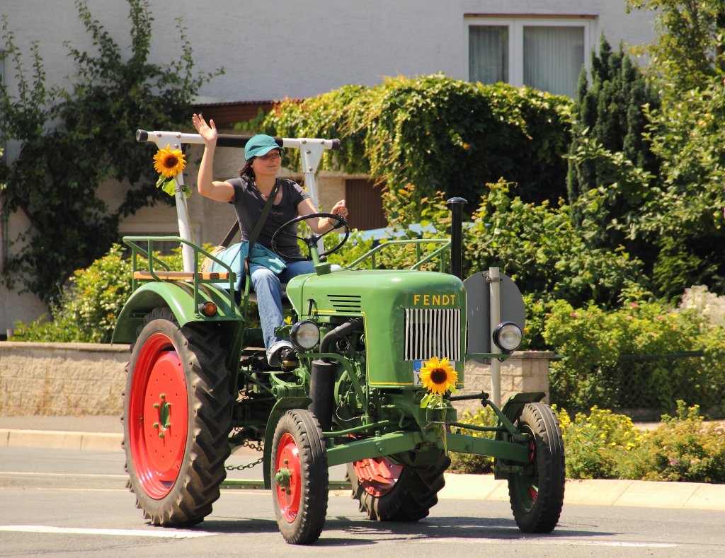 Fendt in Neuensee am 10.07.2011.