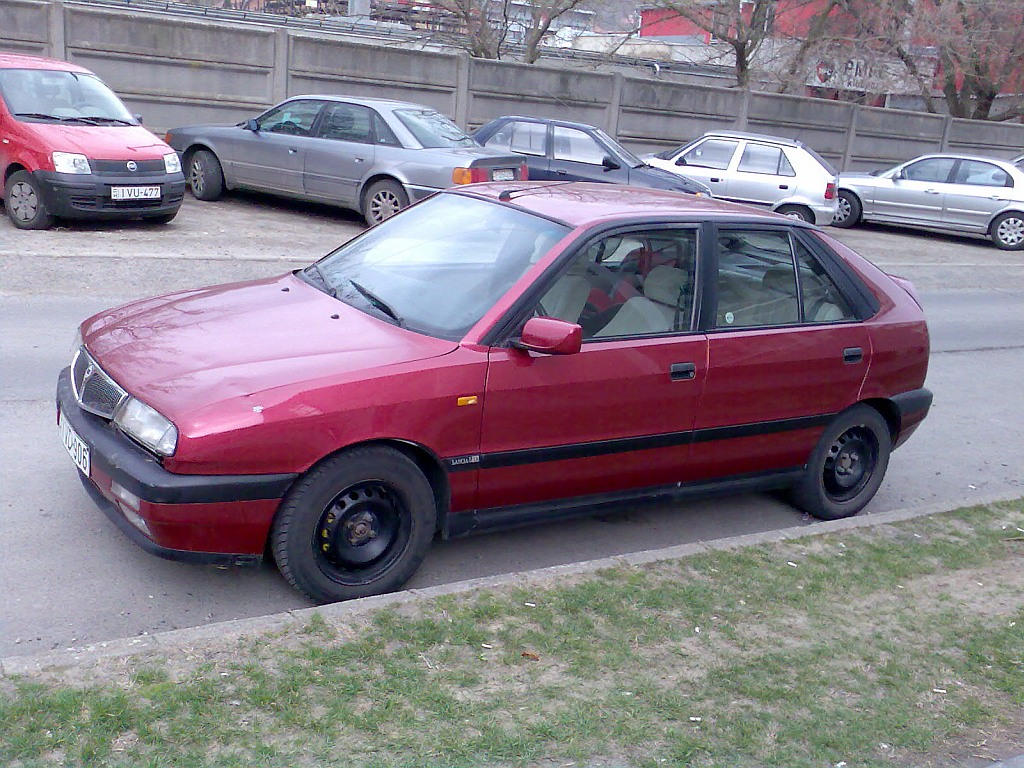 Lancia Delta am 01.04.2010.