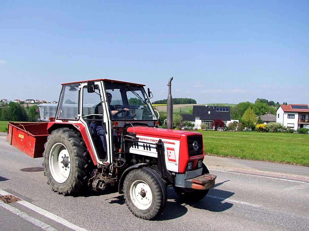 LINDNER-1500; transportiert eine Leiter;110505