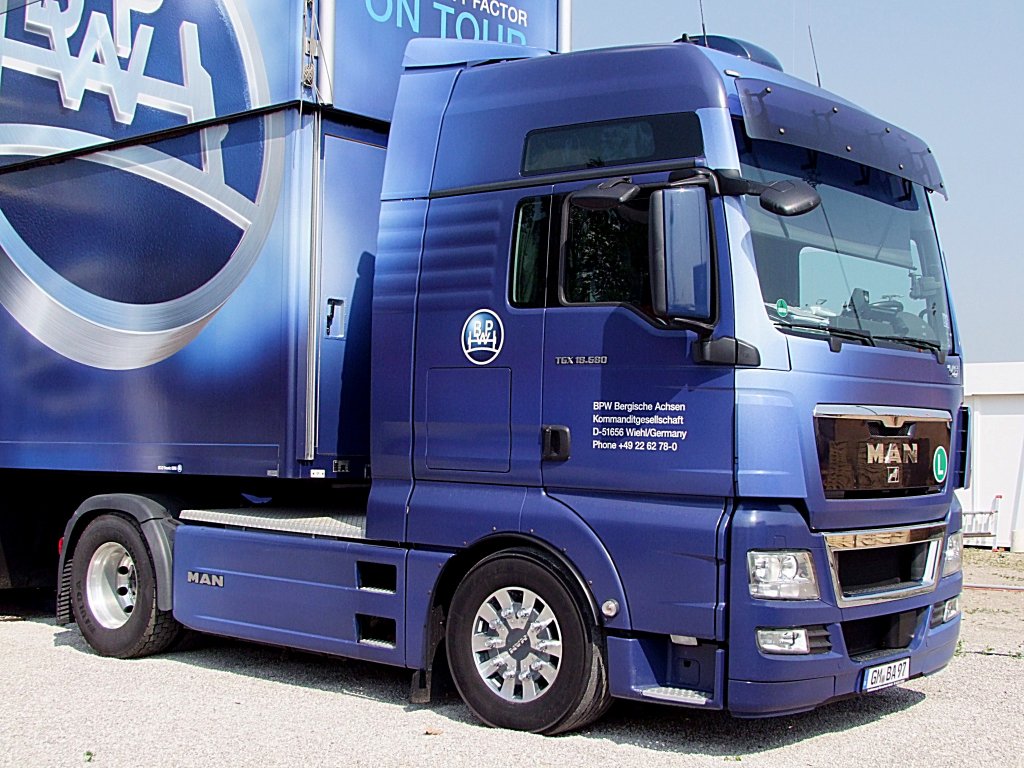 MAN TGX418.680 bei der Transport-Logistic2011;110513