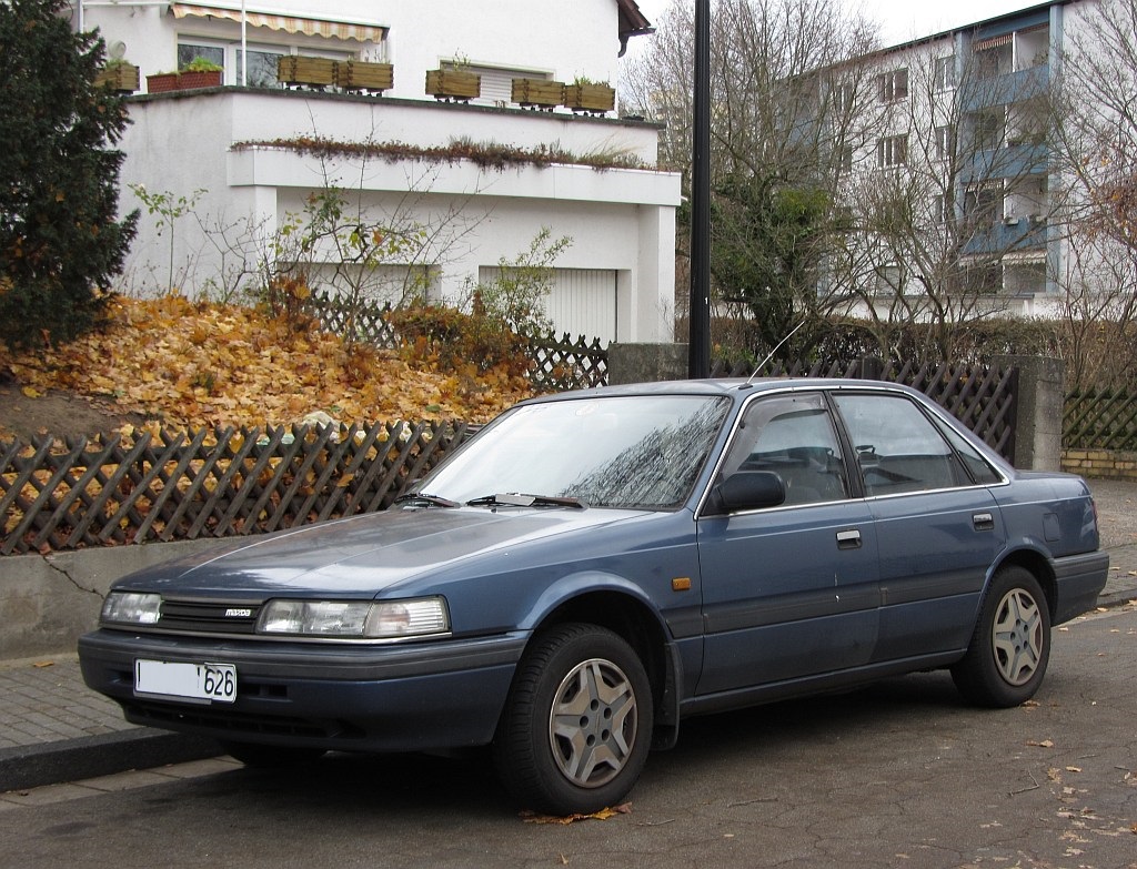 Mazda 626 am 25.11.2012.