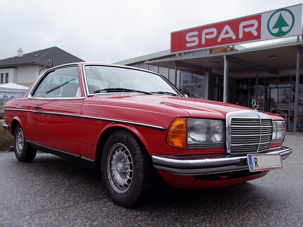 MB bei der Oldtimerausstellung in St.Martin/Innkreis;100411