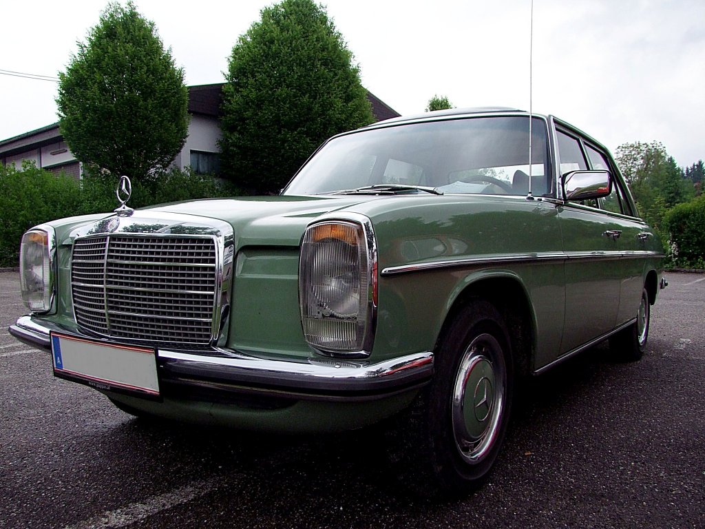 Mercedes 240D/8(W123)65PS,Baujahr1974;110515