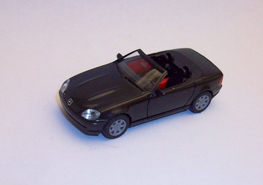  Mercedes Benz SLK 200 schwarz (Bj.1996-2000)Miniatur von HERPA 1:87