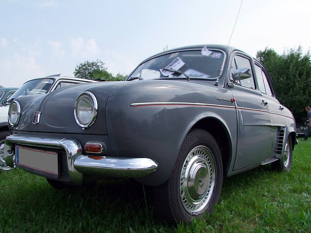 RENAULT-Dauphine,Bj.1959,30PS anlsslich der Oldtimerausstellung in Neukirchen/Enknach;100704