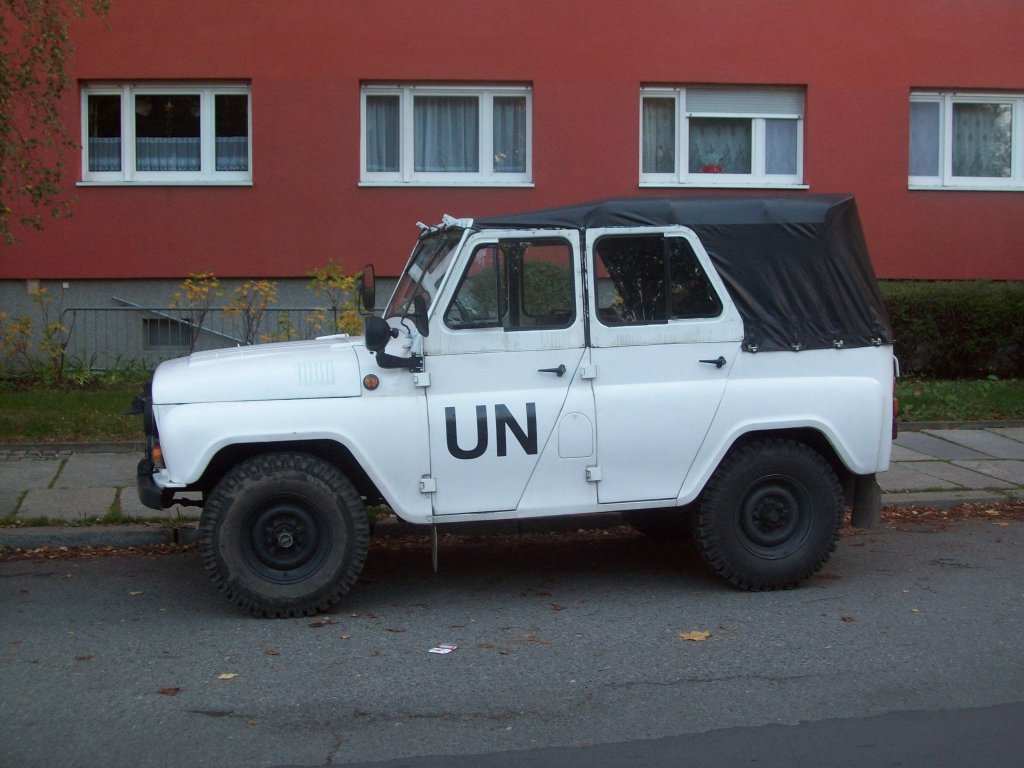 UAZ 469 als UN-Fahrzeug.