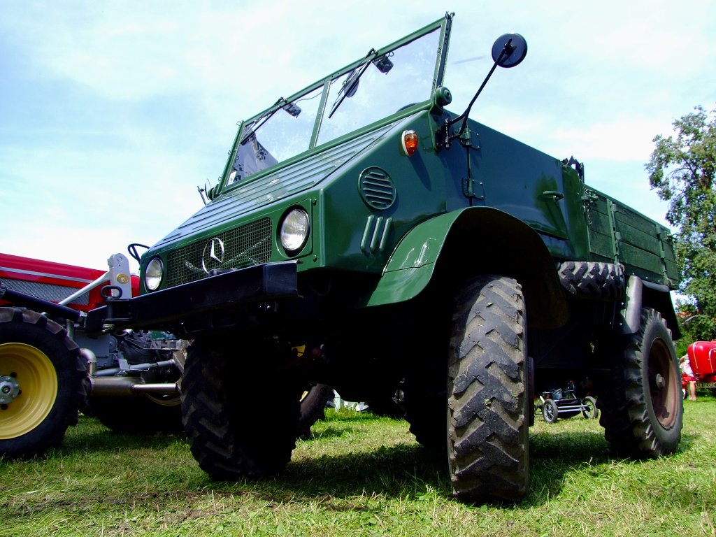 UNIMOG-401 in Cabrio-ausfhrung;110814