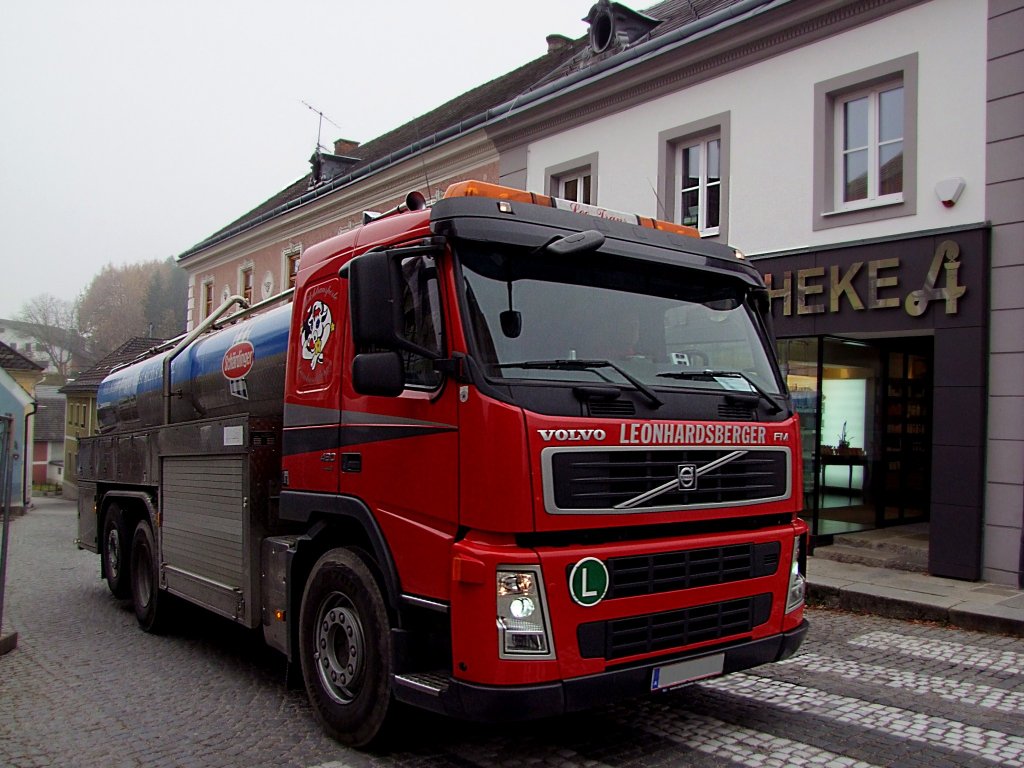 VOLVO-FM430 im Milch-Sammeldienst;101102