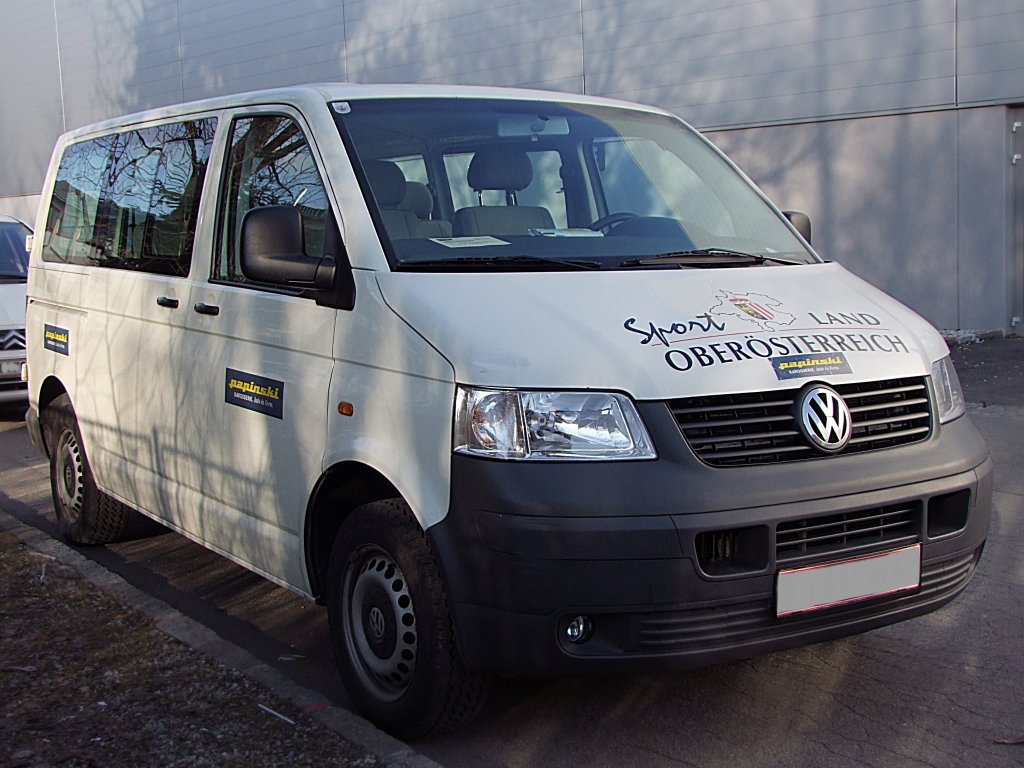 VW-T5 vom  Sport-Land Obersterreich ;110311