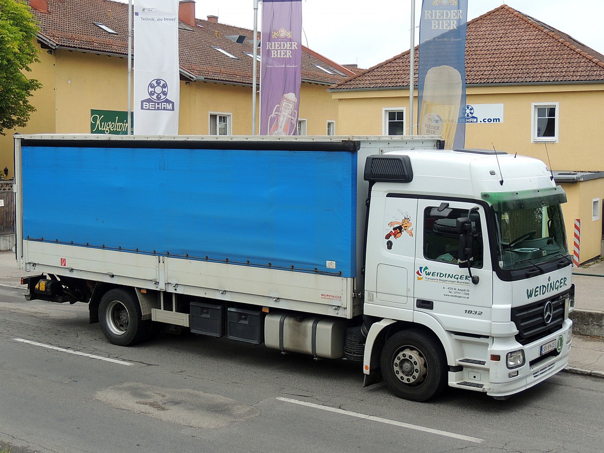 ACTROS-1832 im Stckgutverkehr; 130809