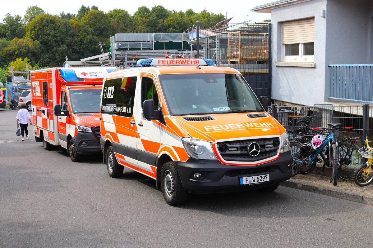 BF Frankfurt am Main Mercedes Benz Sprinter ELW C-Dienst 3/10 beim Tag der offenen Tür am 22.09.24 der Wache 30