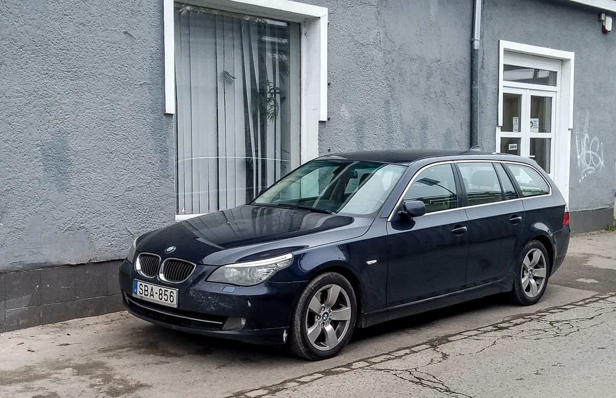 BMW 5 E60 in 11.2020.