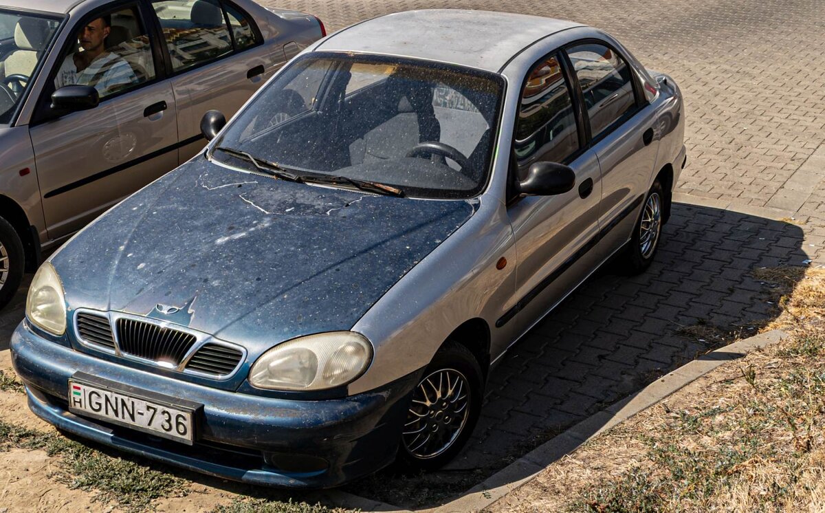 Daewoo Lanos Stufenheck, fotografiert in August, 2024.