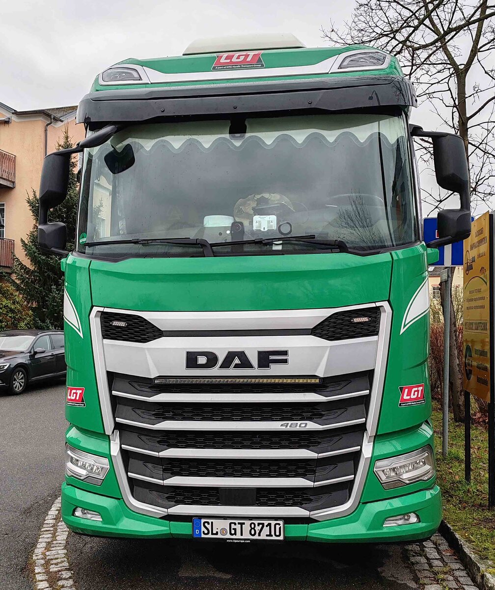 =DAF XG-Sattelzug von LGT steht im Dezember 2024 in Wilsdruff