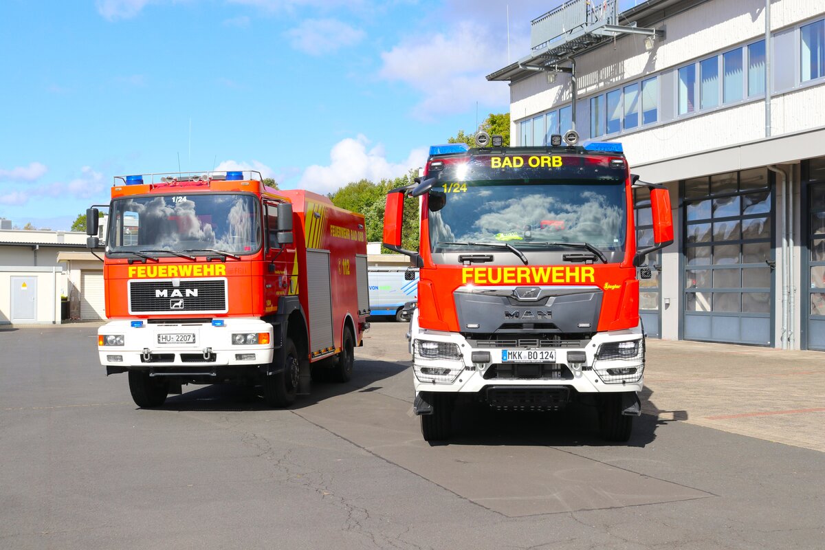 Feuerwehr Bad Orb MAN TLF24/50 und der Nachfolger MAN TLF4000 (Florian Bad Orb 1/24) am 29.09.24 bei einen Fototermin. Danke für das tolle Fotoshooting
