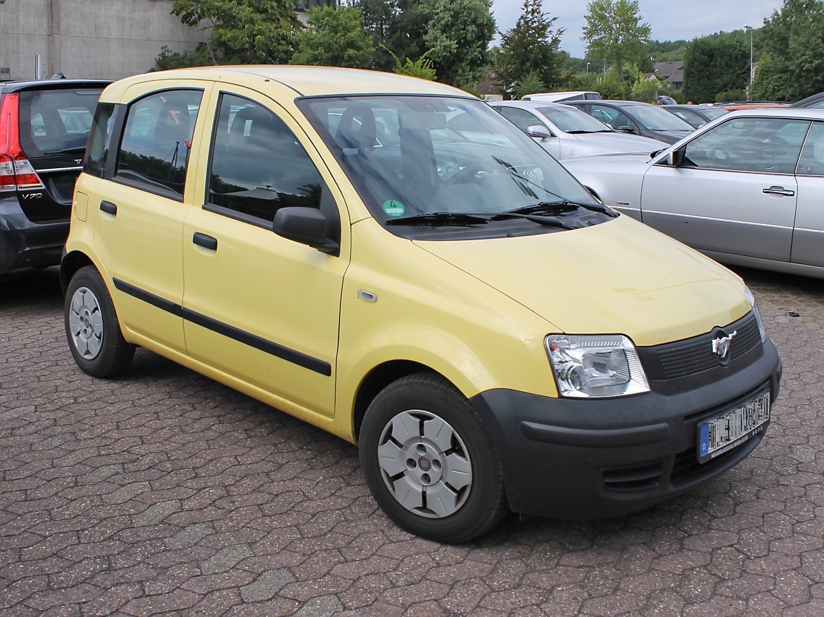 Fiat Panda in Grefrath, 11.8.2013 