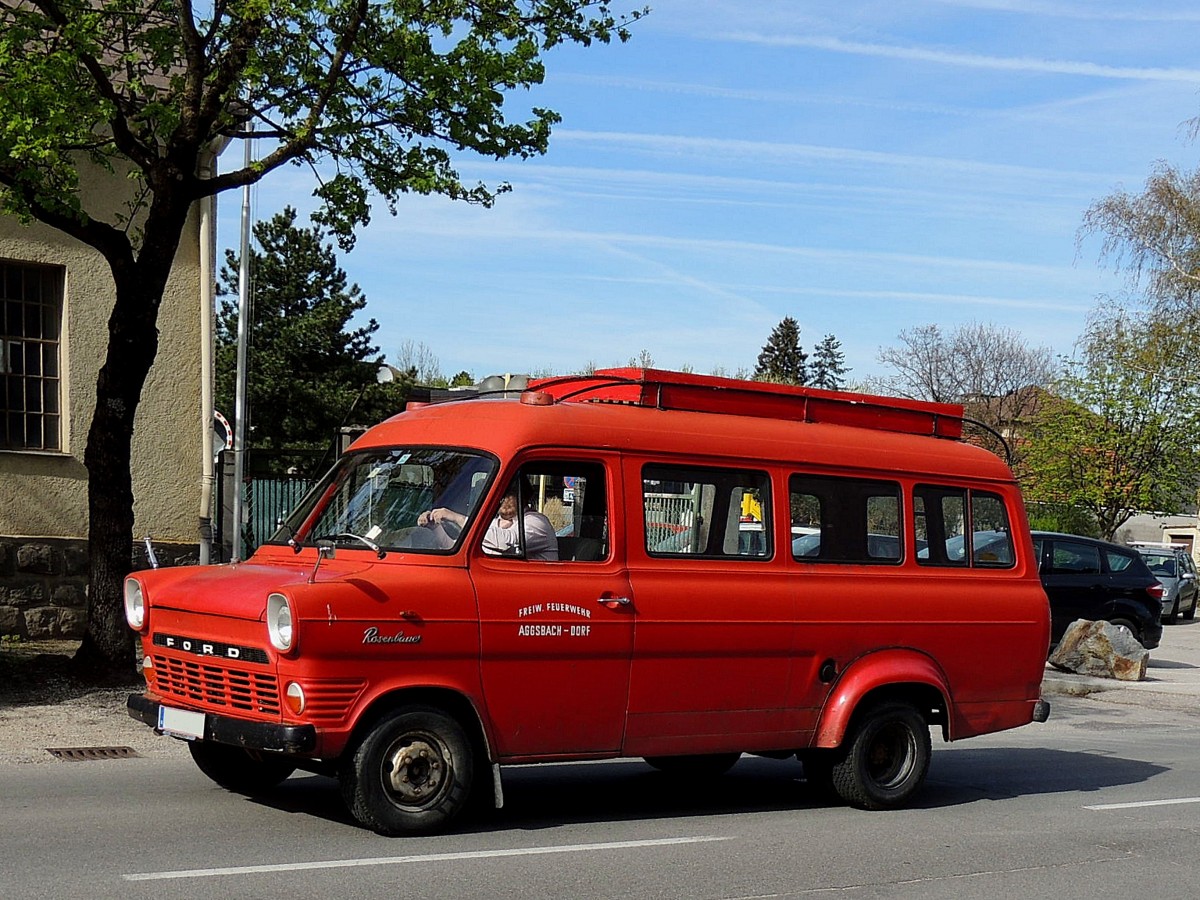 FORD-Transit, 2.Generation; ehem-FF-Aggsbach-Dorf; 120426