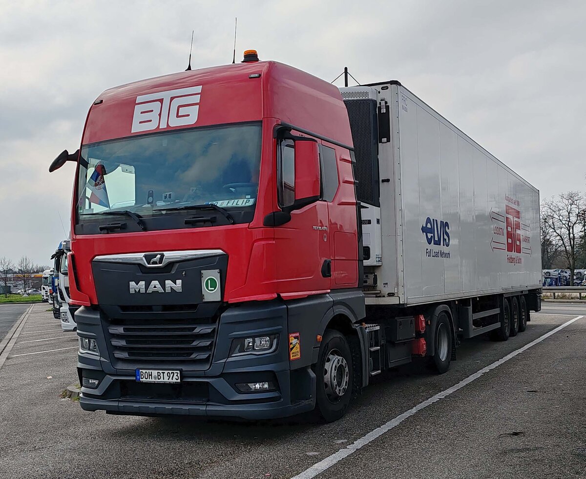 =MAN TGX-Sattelzug der Spedition BTG rastet im Februar 2024 an der A 5