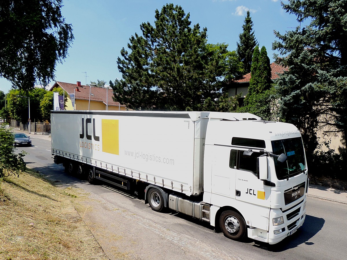 MAN TGX18.440 von JCL-logisitics; 130723