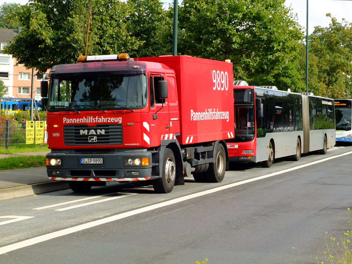 MAN
Pannenhilfsfahrzeug der Rheinbahn Düsseldorf
Düsseldorf-Holthausen
02.09.2023