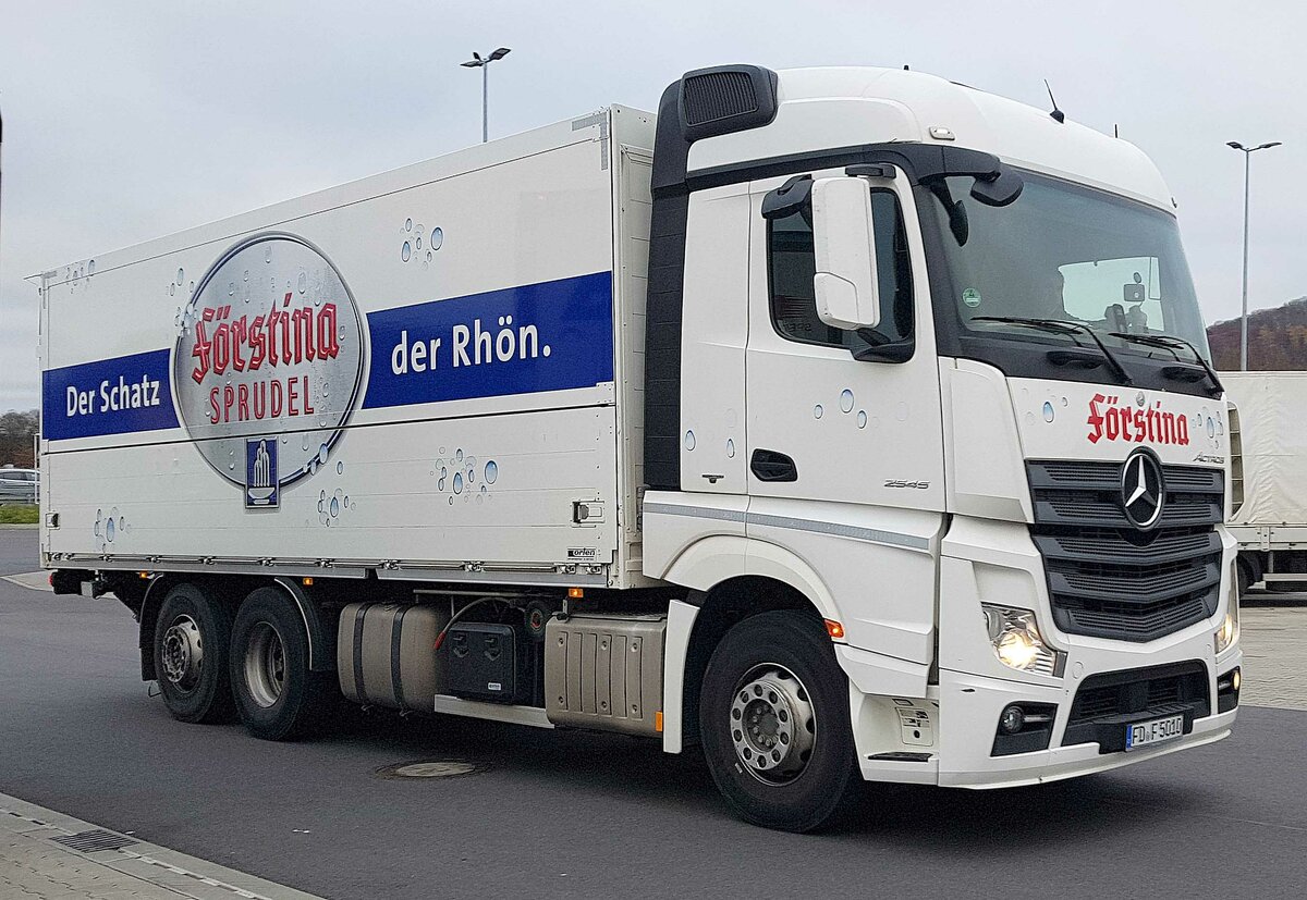 =MB Actros von FÖRSTINA-Mineralbrunnen, 11-2021