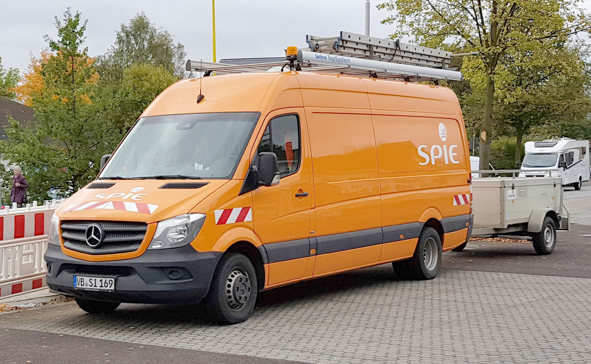 =MB Sprinter der Firma SPIE steht im Oktober 2019 in Schlitz