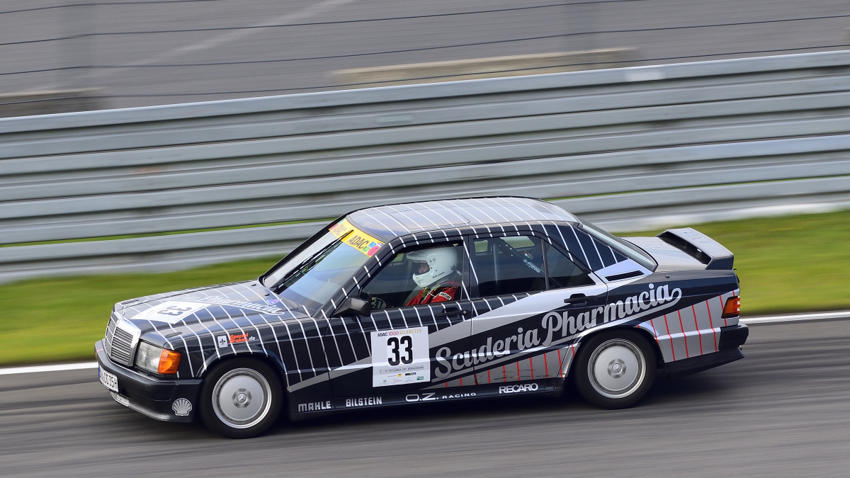  Mercedes Benz 190E 2.3 16V, Fahrer: Müller Ralf, Viethen Philipp und Preuß Simon, alle DEU , beide DEU , beim ADAC 1000 Km Classic am 17.9.2021 auf dem Nürburgring