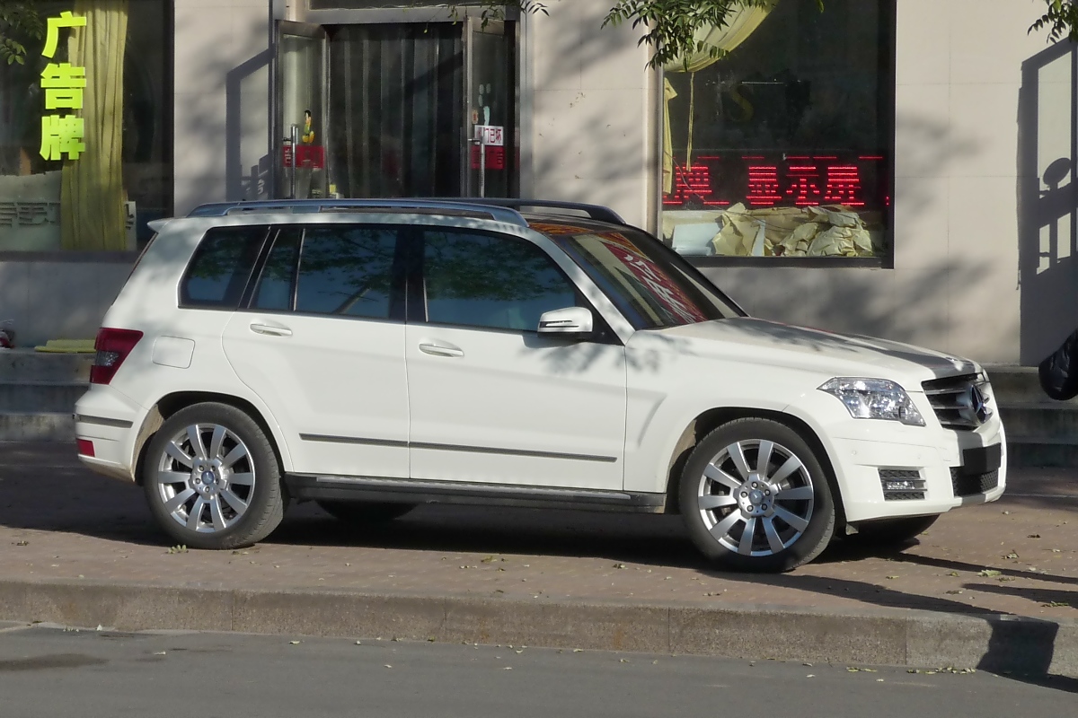 Mercedes-Benz GLK-Klasse in Shouguang, 13.11.11