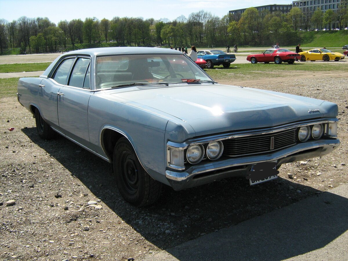 Mercury Monterey Sedan (1969), aufgenommen April 2015 beim Oldtimertreffen auf Theresienwiese in München