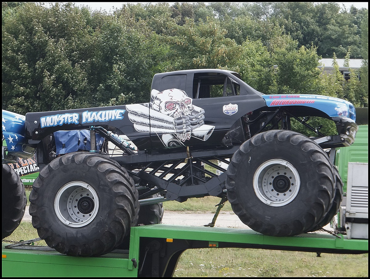 Monstertruck in Sassnitz am 16.08.2013