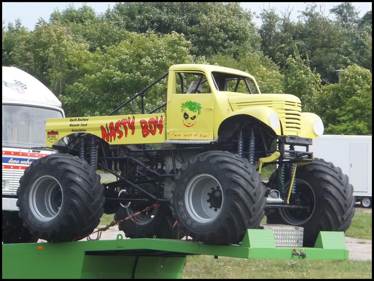 Monstertruck in Sassnitz am 16.08.2013