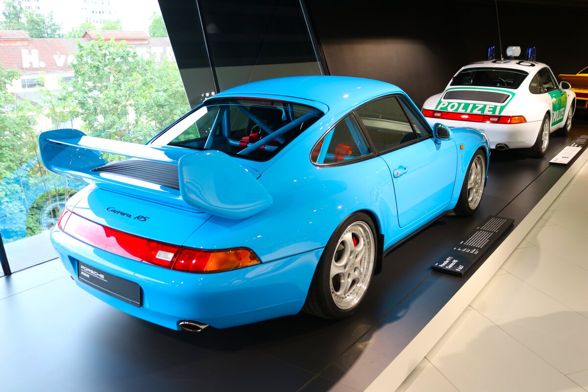 Porsche 911 Carrera RS am 10.07.24 im Porsche Museum