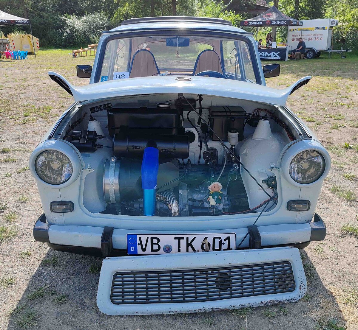 =Trabant 601 S, gesehen beim Automobiltreffen  TIEF AM TEICH  auf dem Hünfelder Festplatz im August 2024