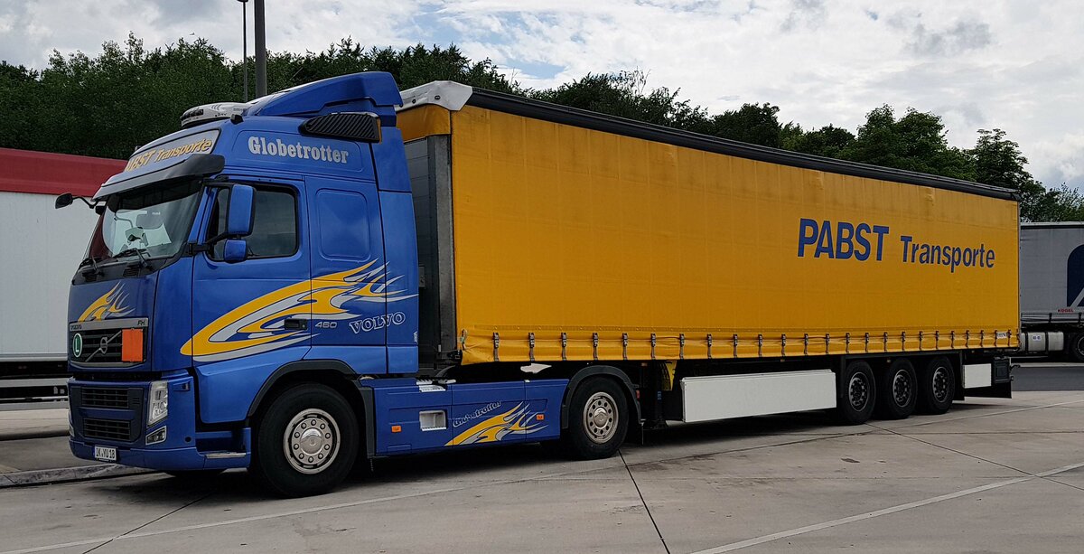 =Volvo FH-Sattelzug von PAPST-Transporte, 06-2022