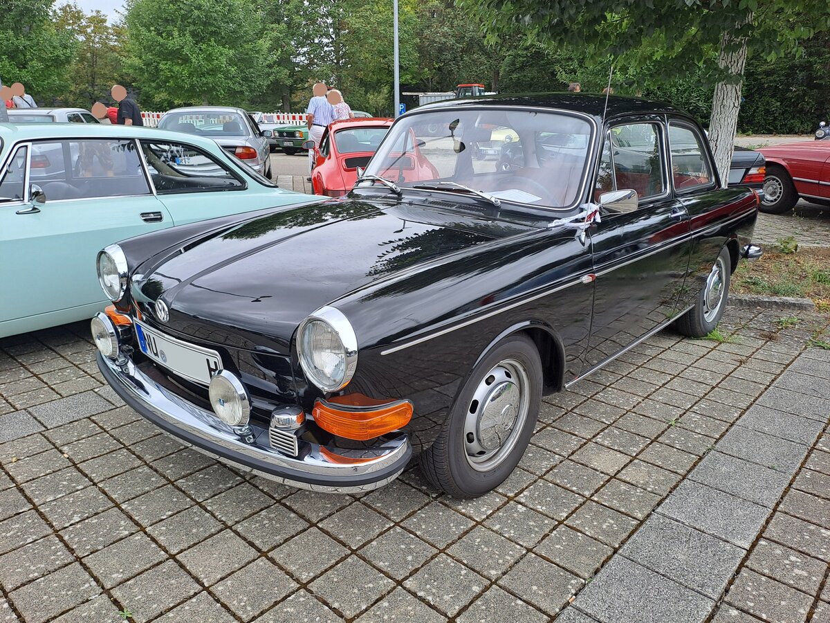 Vw 1600L von 1970 am 08.09.2024 beim Oldtimertreffen am alten Neckar. 