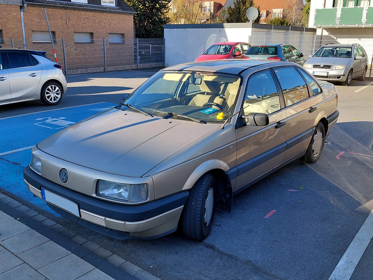 VW Passat B3
Limousine
Leverkusen-Hitdorf
04.03.2025