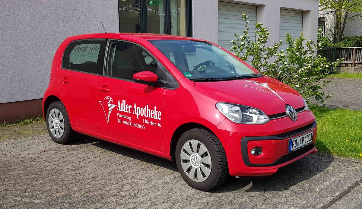 =VW UP der Adler-Apotheke aus Petersberg, April 2019